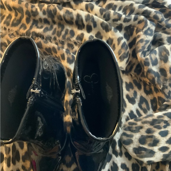 Jessica Simpson Lyren Bootie - Picture 2 of 10